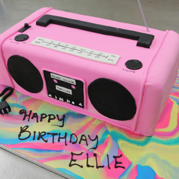 Retro Radio Birthday Cake 482