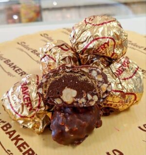 Ferrero Rocher Balls 8 pcs